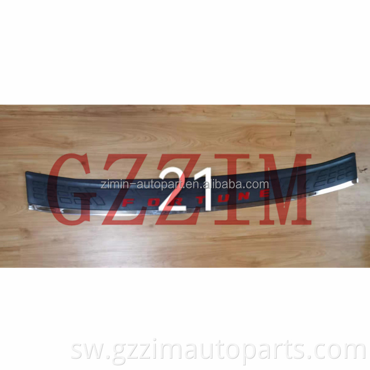 ABS Plastiki nyuma bumper sahani nyuma bumper linda sahani kwa fort*ner 2012-2016 2021
